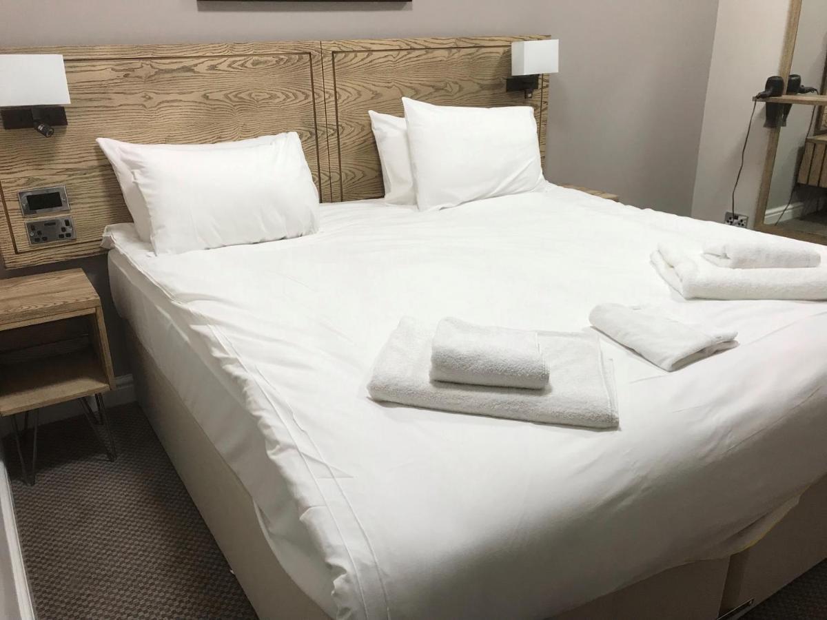 Markets Tavern Hotel بريكون المظهر الخارجي الصورة